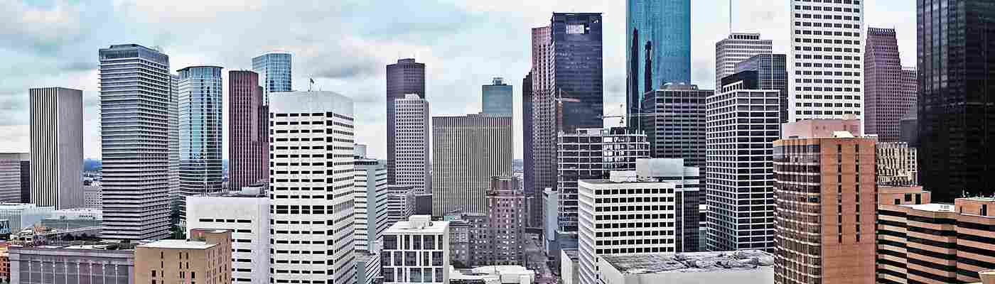 Skyline of Downtown Henry Han - Own work Panoramic view of the Downtown Houston skyline. CC BY-SA 3.0